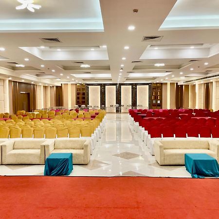 The Elite Lucknow Convention Hotel Екстер'єр фото