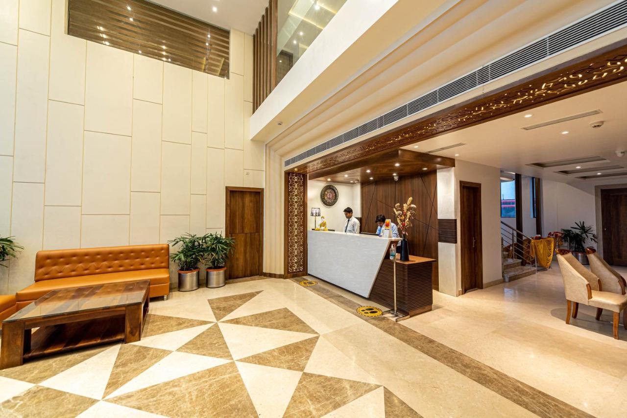 The Elite Lucknow Convention Hotel Екстер'єр фото